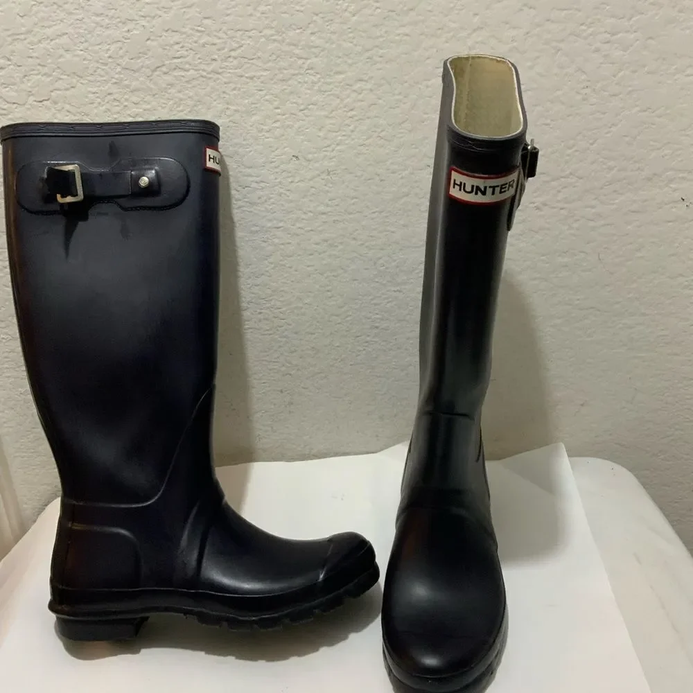 Hunter Original Tall Wellington Purple Rain Boots Size 9 women / 8 Men
